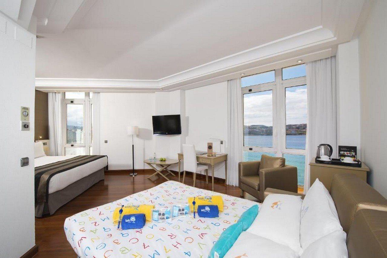 Melia Maria Pita Hotel A Coruna Bagian luar foto