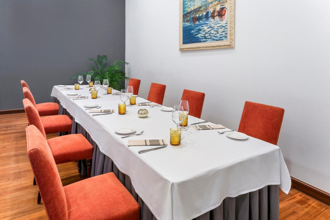 Melia Maria Pita Hotel A Coruna Bagian luar foto