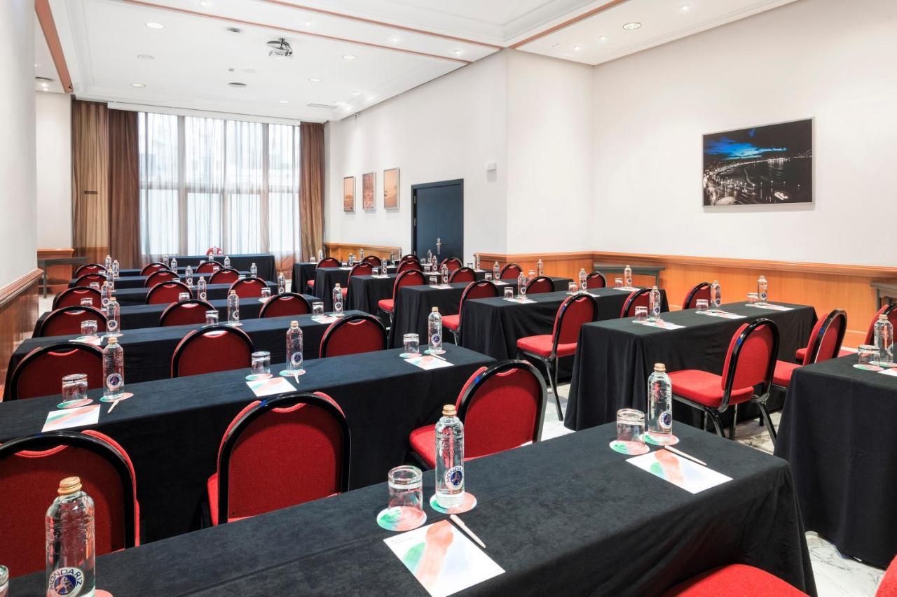 Melia Maria Pita Hotel A Coruna Bagian luar foto