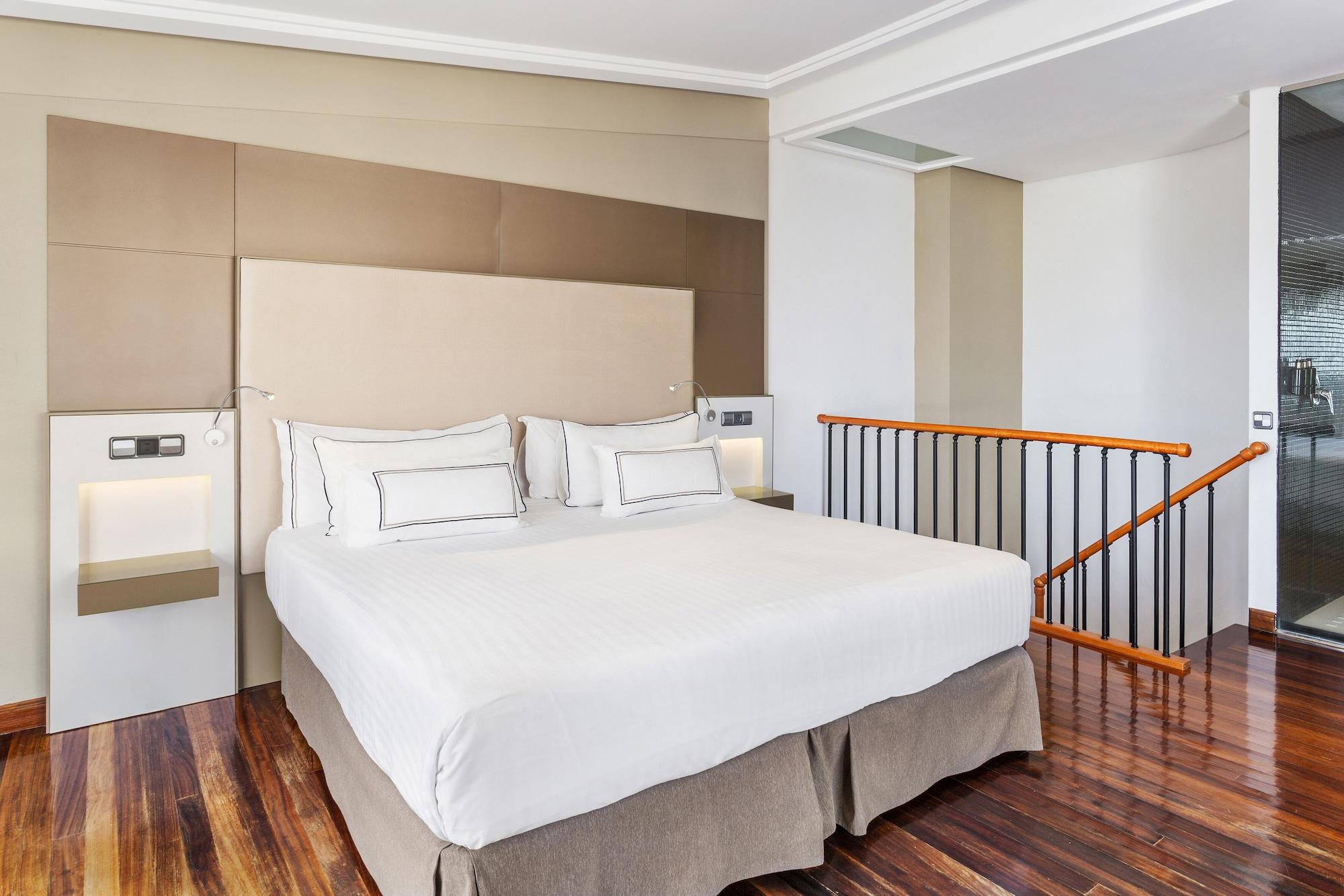 Melia Maria Pita Hotel A Coruna Bagian luar foto