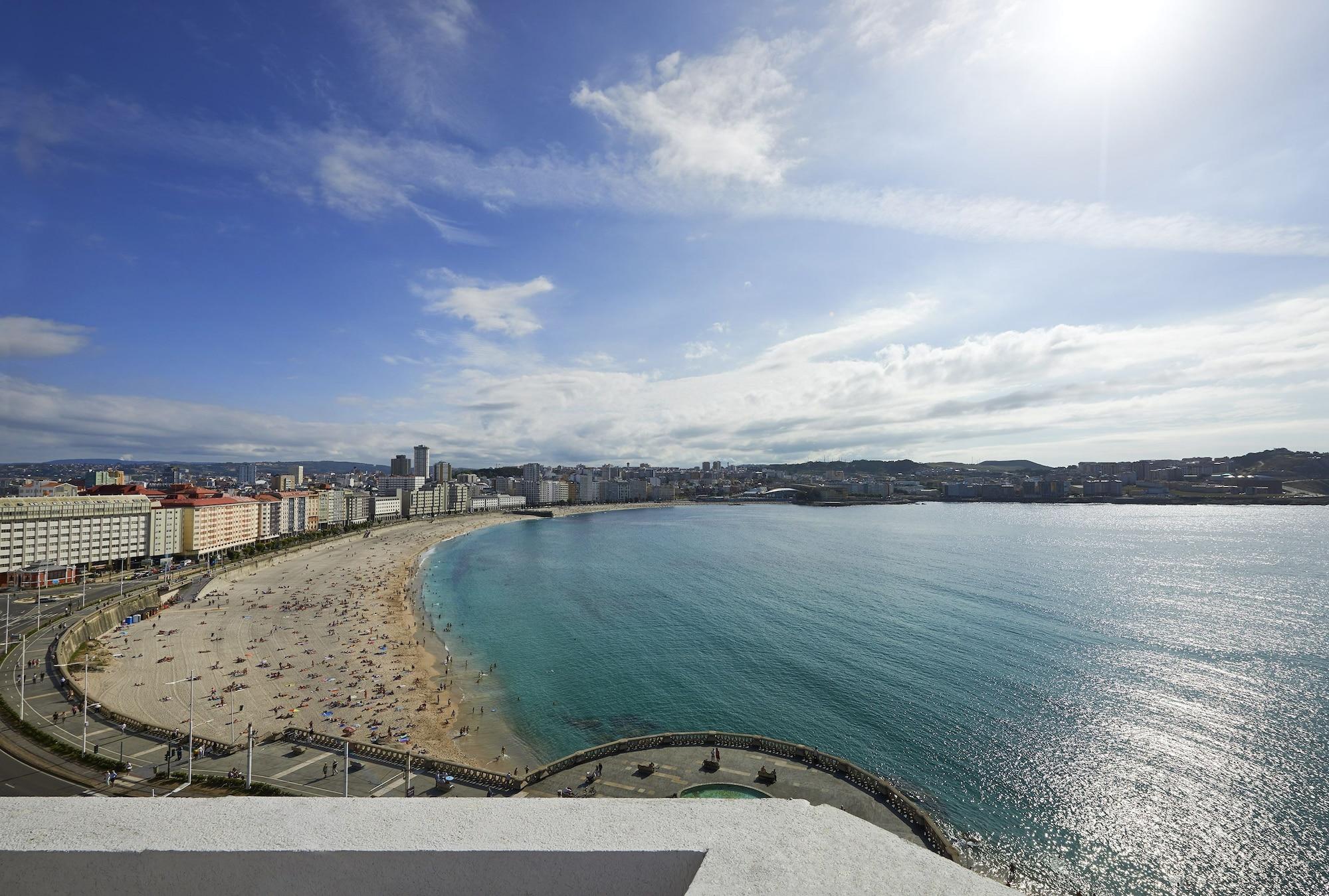 Melia Maria Pita Hotel A Coruna Bagian luar foto