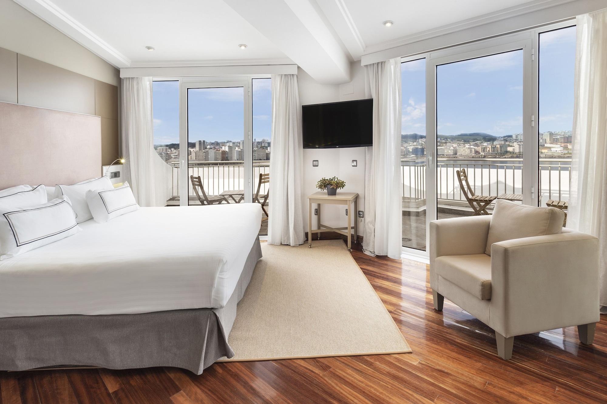 Melia Maria Pita Hotel A Coruna Bagian luar foto