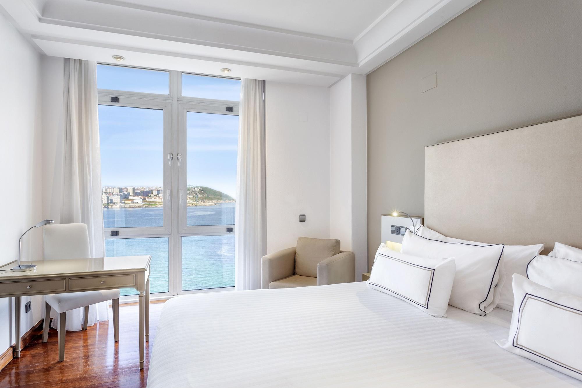 Melia Maria Pita Hotel A Coruna Bagian luar foto