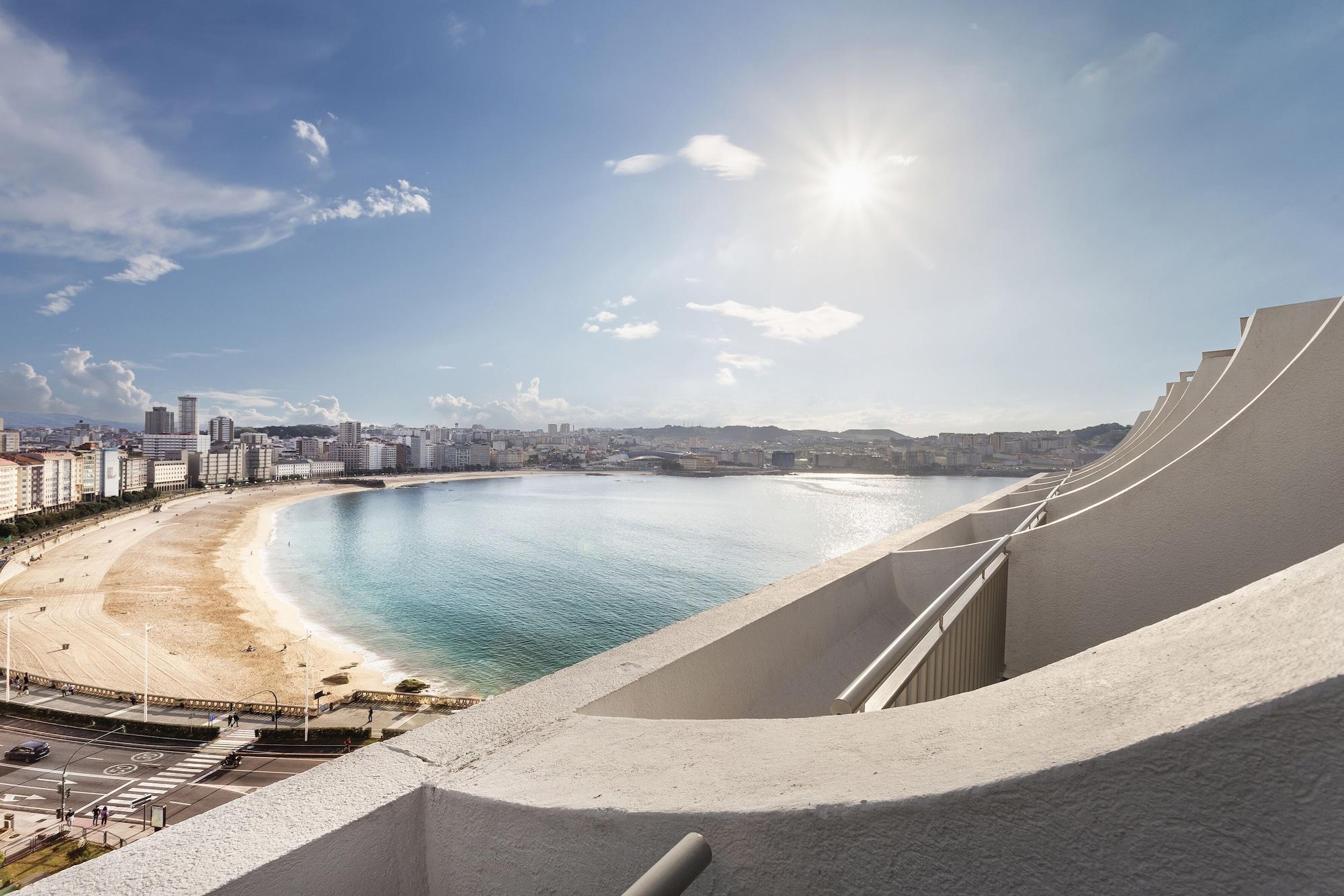 Melia Maria Pita Hotel A Coruna Bagian luar foto