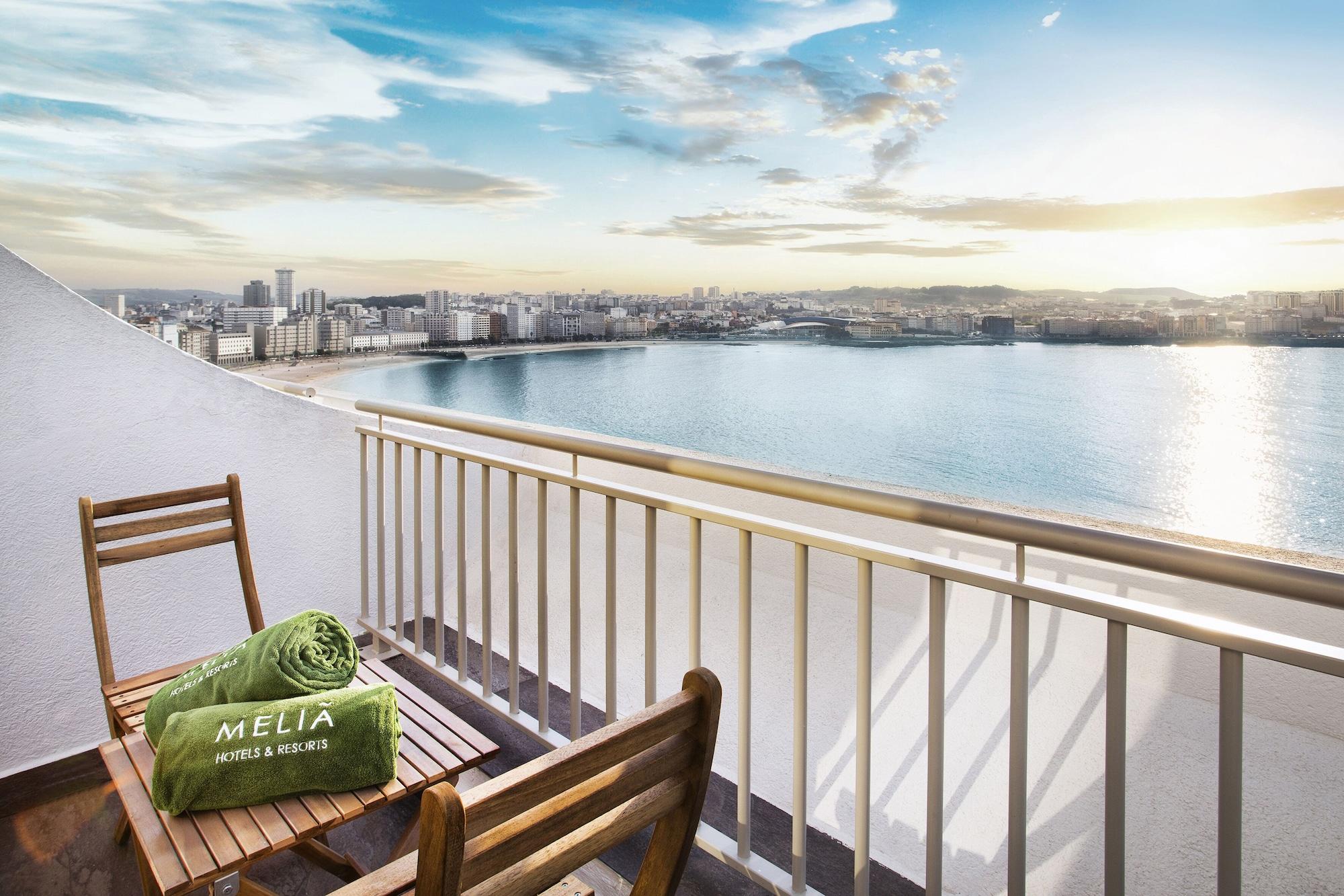 Melia Maria Pita Hotel A Coruna Bagian luar foto