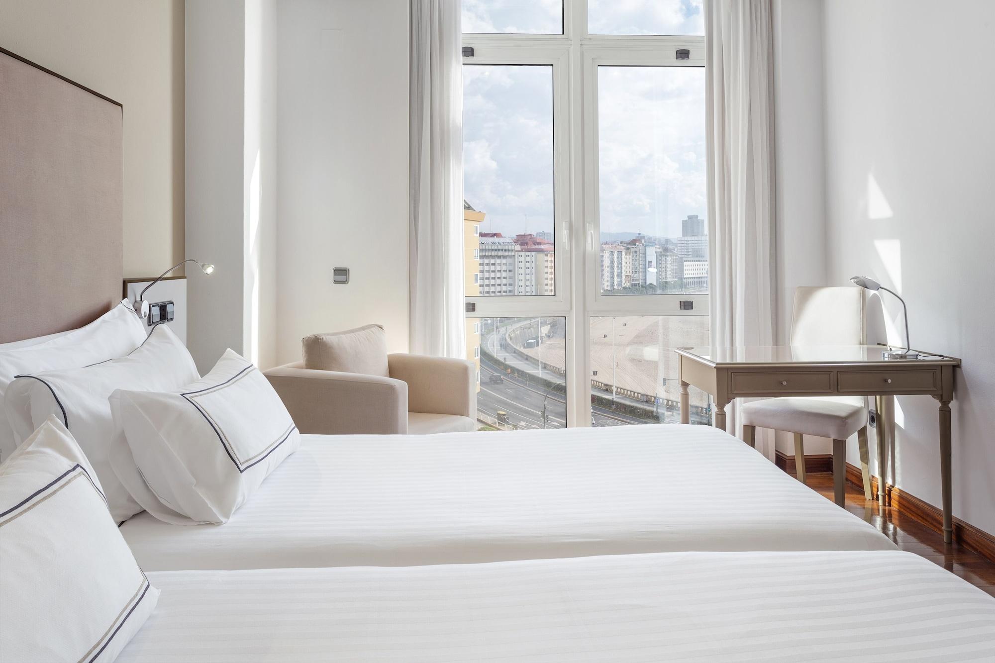 Melia Maria Pita Hotel A Coruna Bagian luar foto